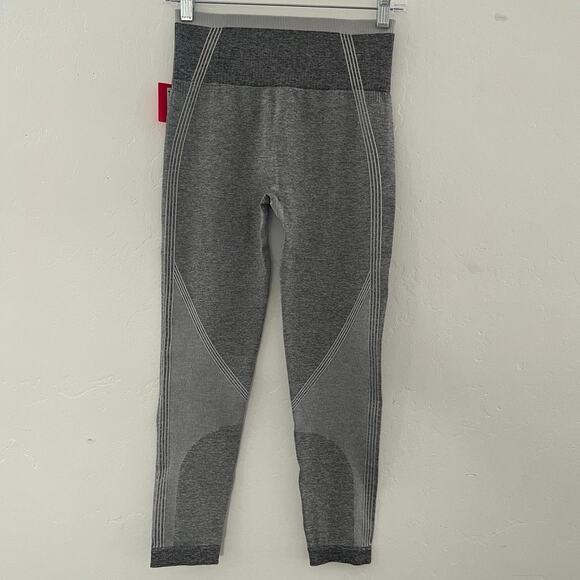 Spanx Seamless Sculpt Leggings Shapewear in Spacedye Cloudy Grey Medium NWT - Picture 10 of 13